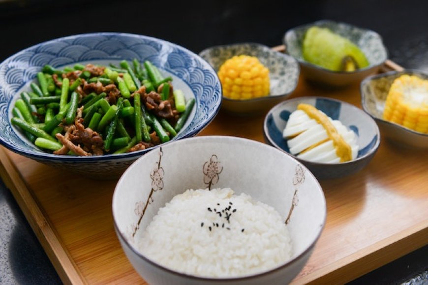 Rice and steamed vegetables